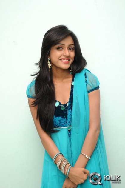 Vithika-Sheru